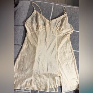 100% Silk Victoria Secret Elegant Cream Women's Slip Dress